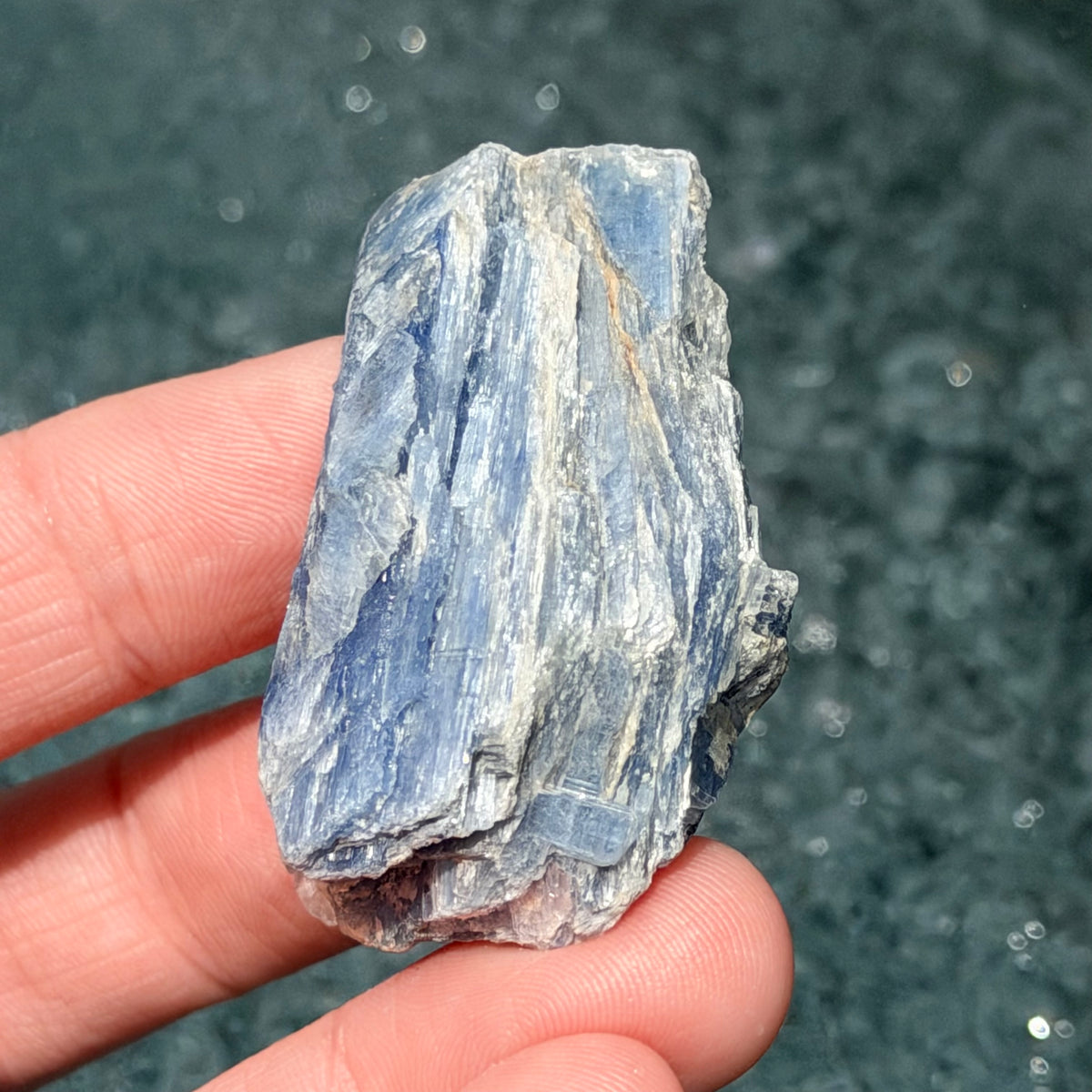 Blue Kyanite raw