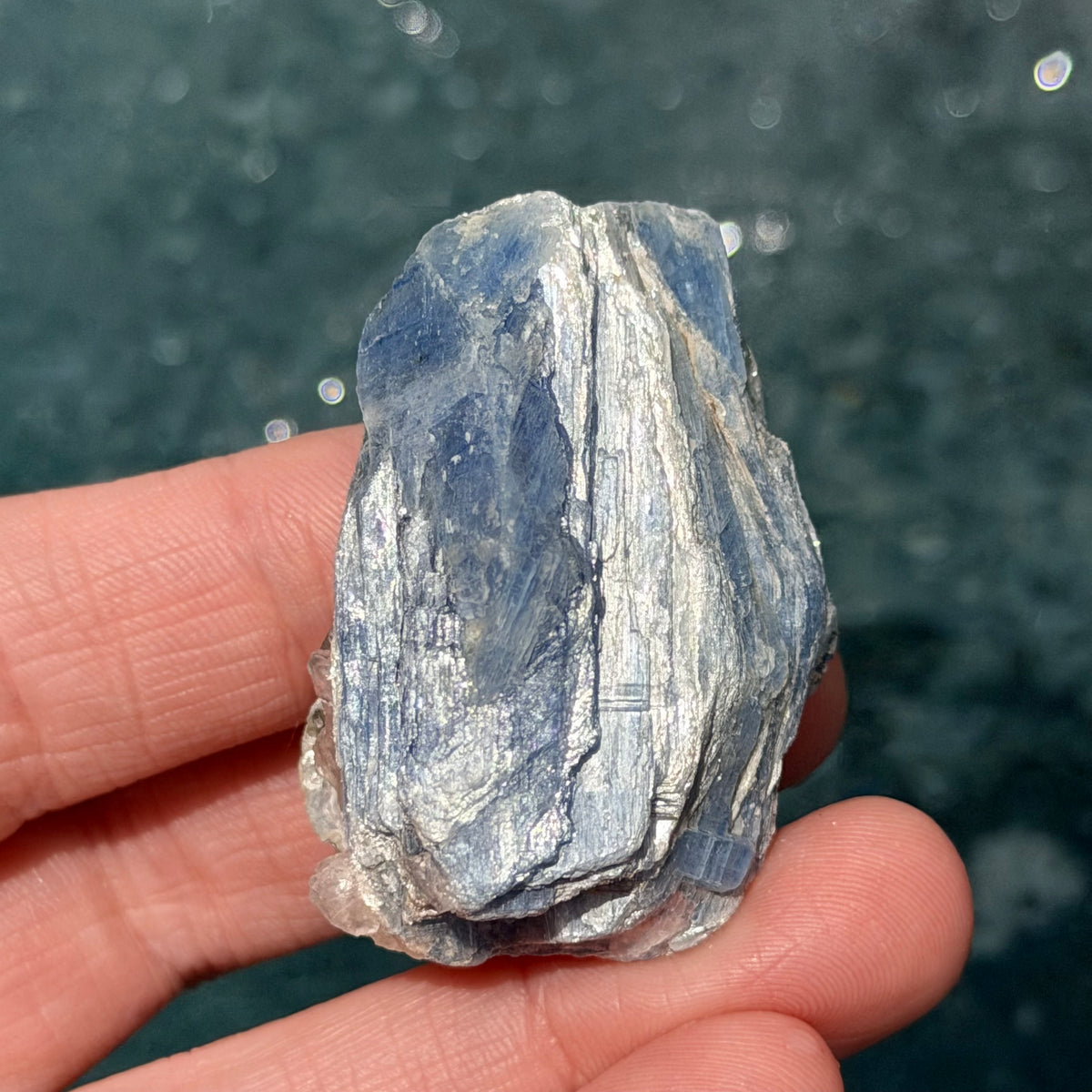 Blue Kyanite raw