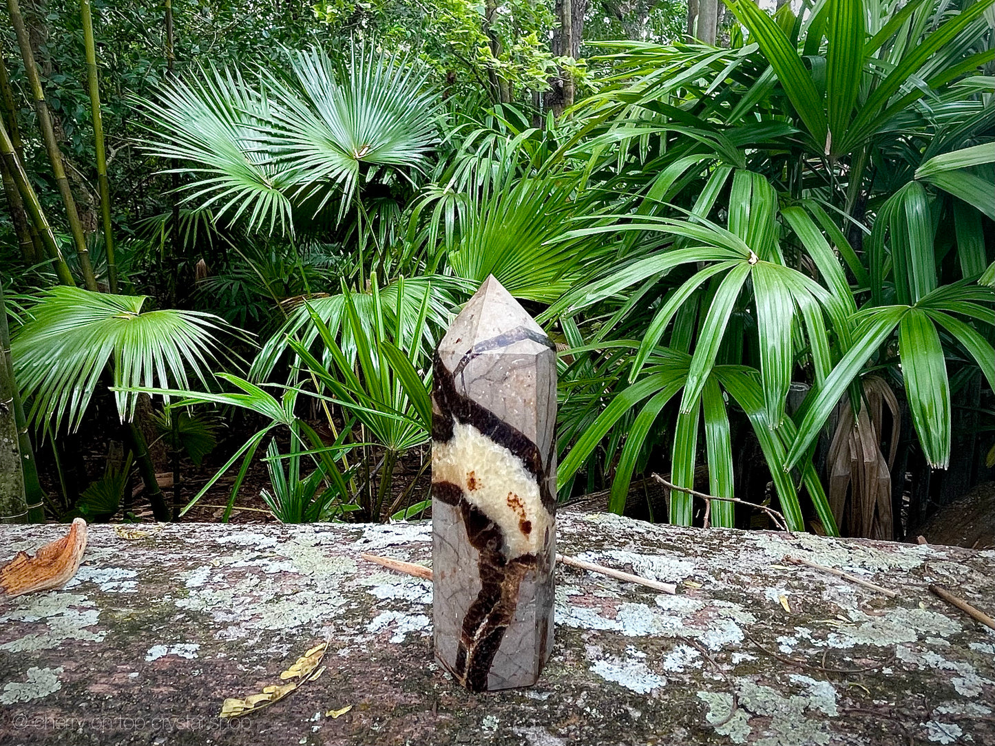 Septarian Dragon Stone Tower
