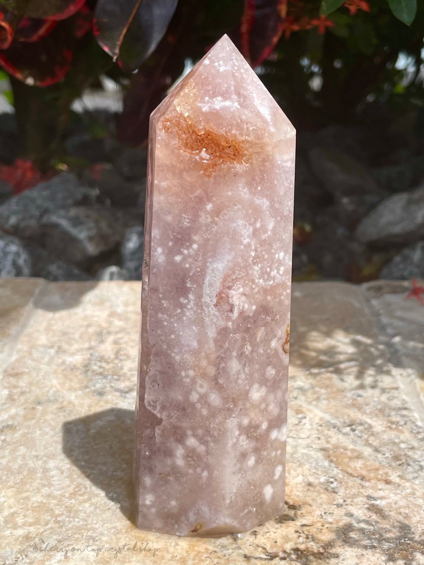 Pink Amethyst Tower - Light lilac with dots