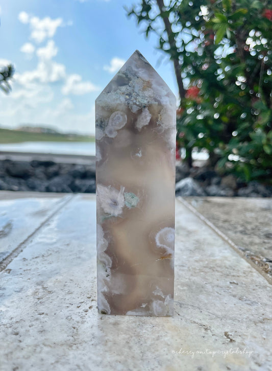 Taupe & Mint Flower Agate Tower