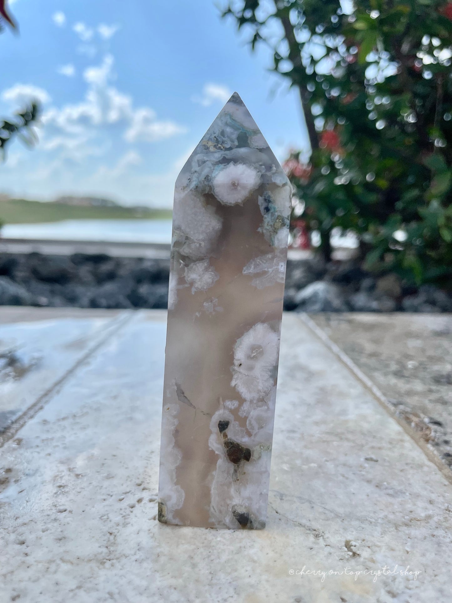 Taupe & Mint Flower Agate Tower